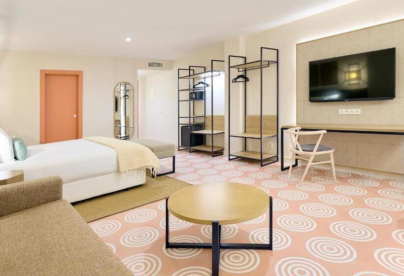 سوییت جونیور, Boutique Hotel Luna Granada Centro