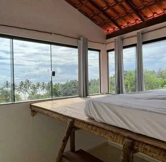 اتاق لوکس با چشم‌انداز دریا, Hostel Pipe House