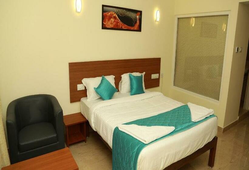 غرفة ديلوكس, Royal Chola