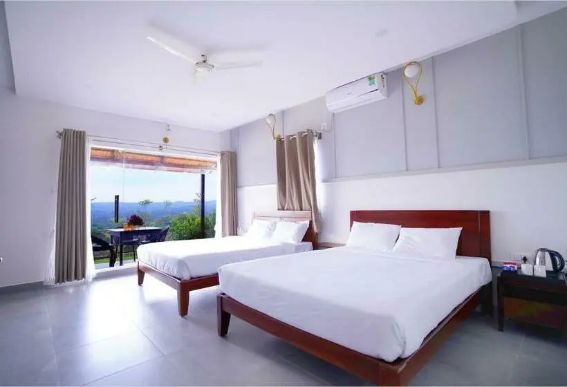 プールビュースイート, Ravishing Retreat Resort