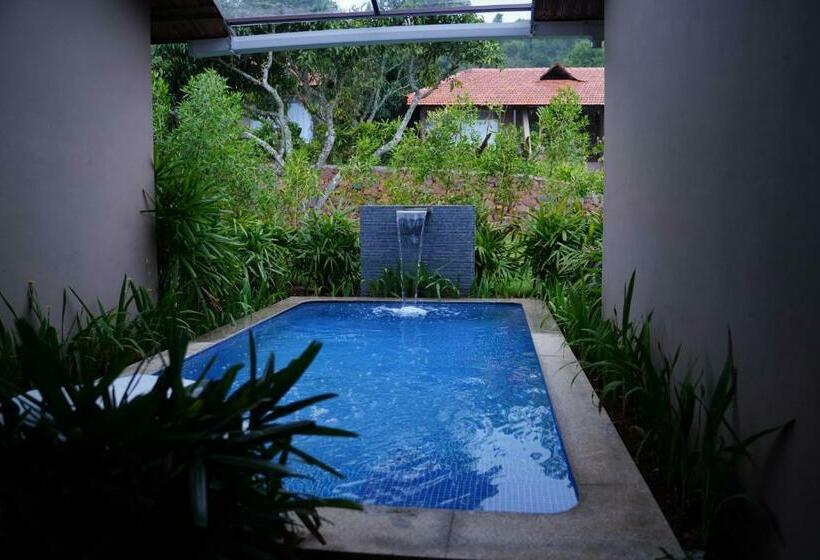 סוויטה נוף לבריכה, Ravishing Retreat Resort