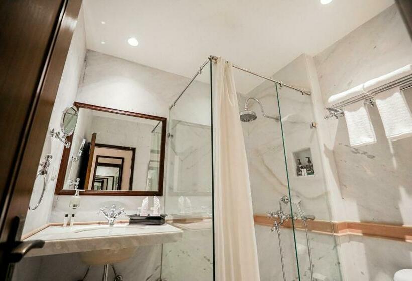 シングルデラックスルーム, Saptapuri By Royal Orchid Hotels Limited Varanasi