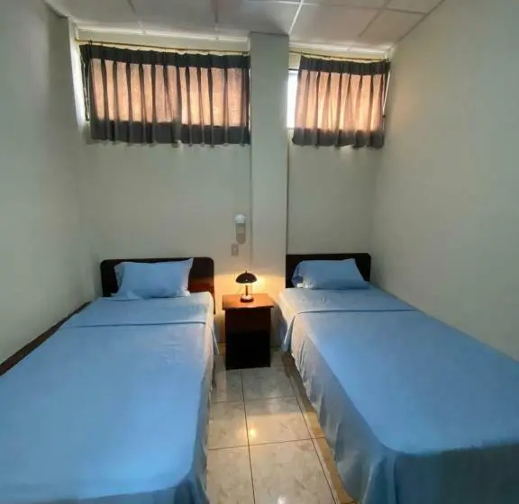 اتاق استاندارد, Dorado Inn