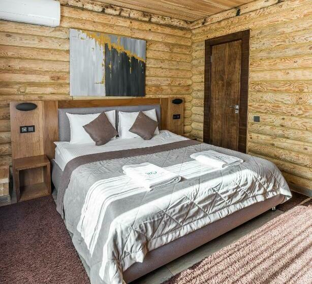 اتاق استاندارد یک نفره, Balqaragai Forest Family Resorts