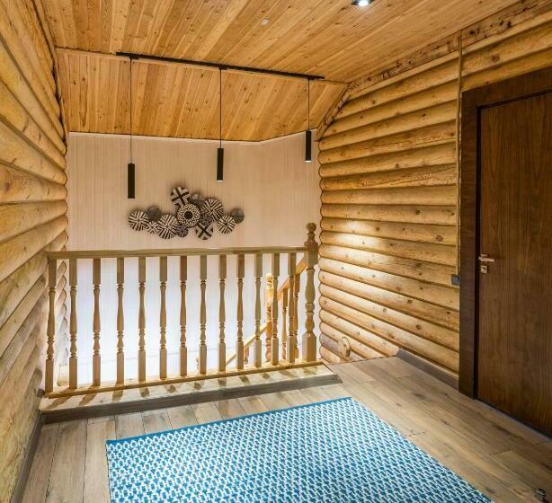 اتاق استاندارد یک نفره, Balqaragai Forest Family Resorts