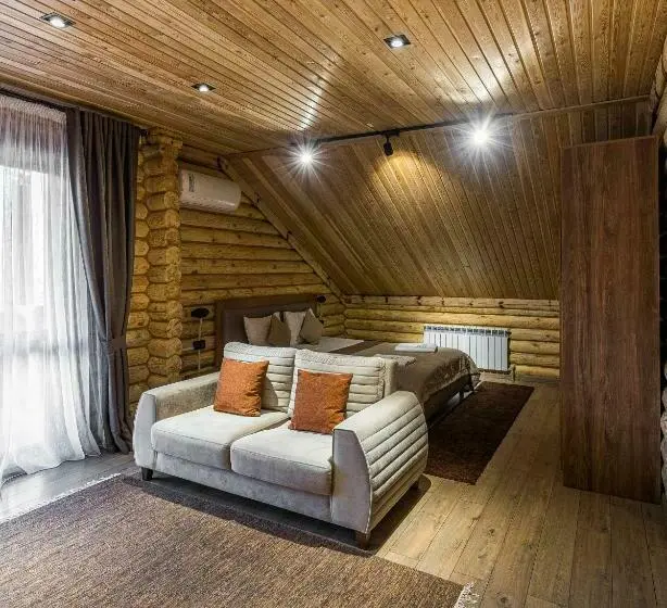 اتاق استاندارد یک نفره, Balqaragai Forest Family Resorts