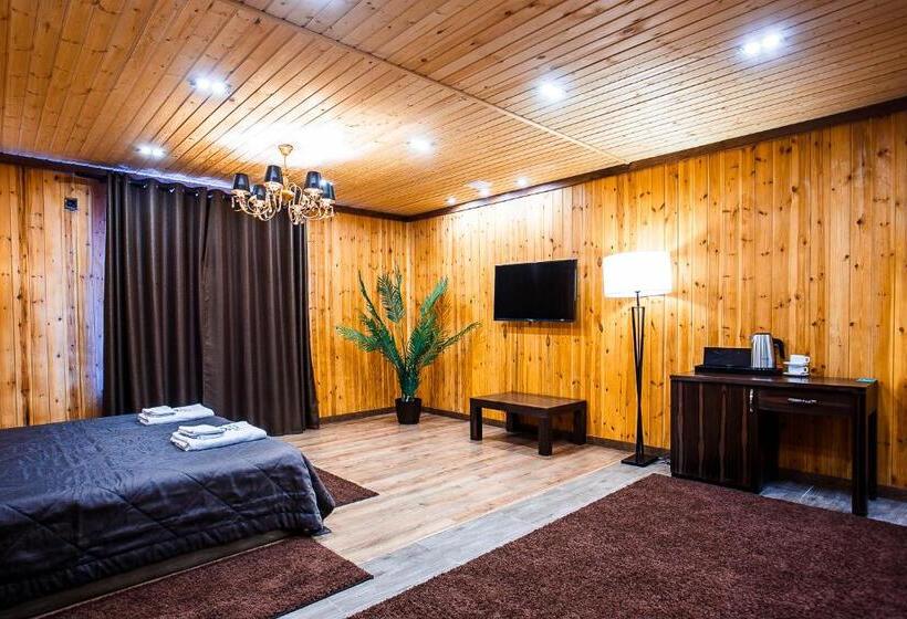 اتاق سوپریور با تخت بزرگ, Balqaragai Forest Family Resorts