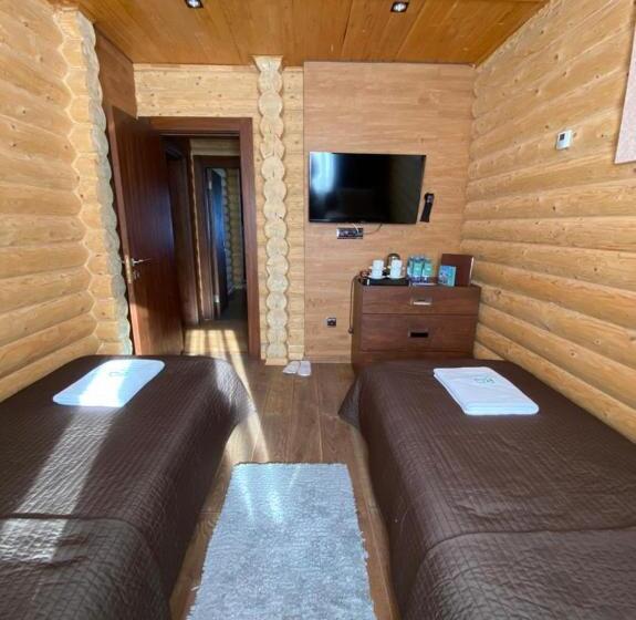 اتاق خانوادگی, Balqaragai Forest Family Resorts