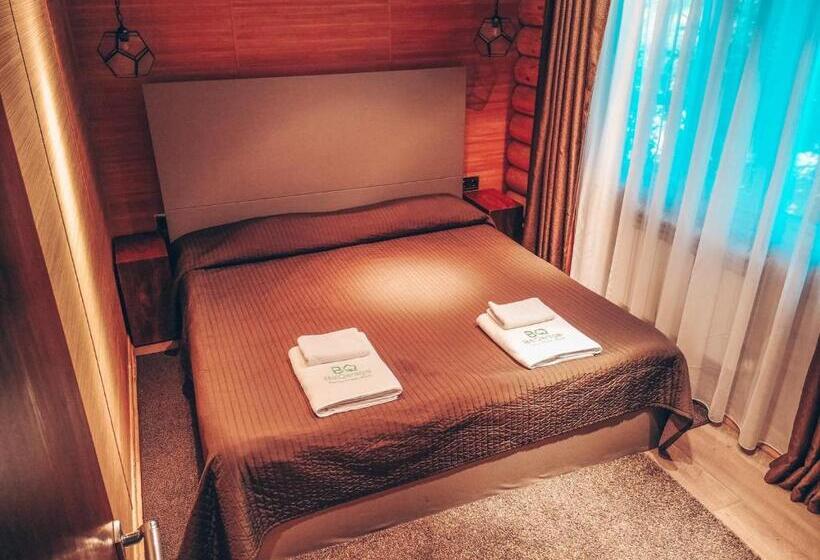 سوییت خانوادگی, Balqaragai Forest Family Resorts