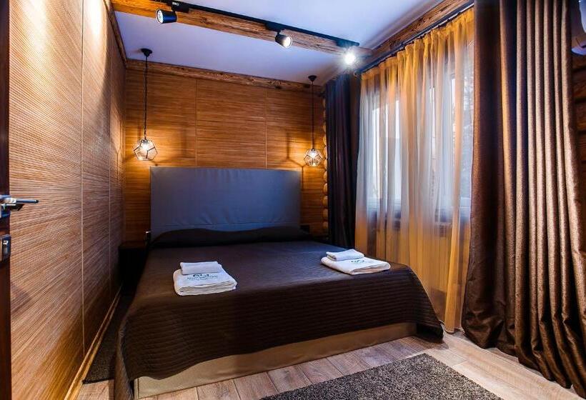 سوییت خانوادگی, Balqaragai Forest Family Resorts