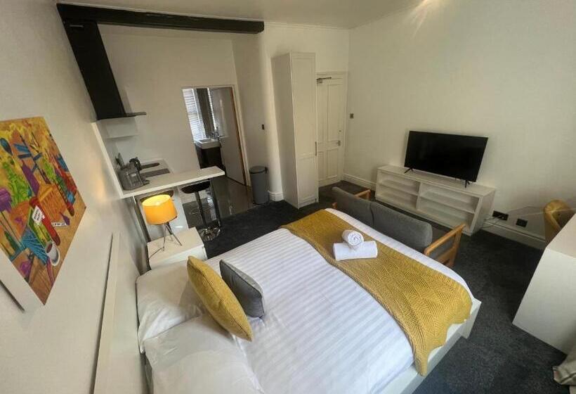 デラックススタジオ, Sun Street Apart