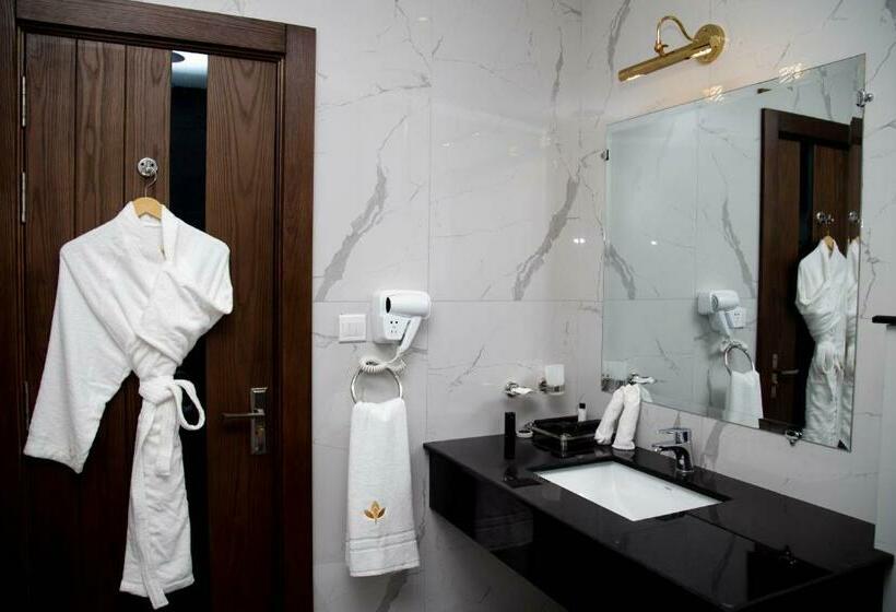 اتاق لوکس, The Orchard Hotel Lahore