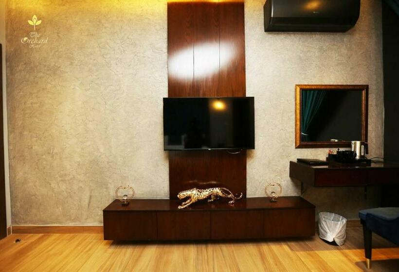اتاق لوکس, The Orchard Hotel Lahore