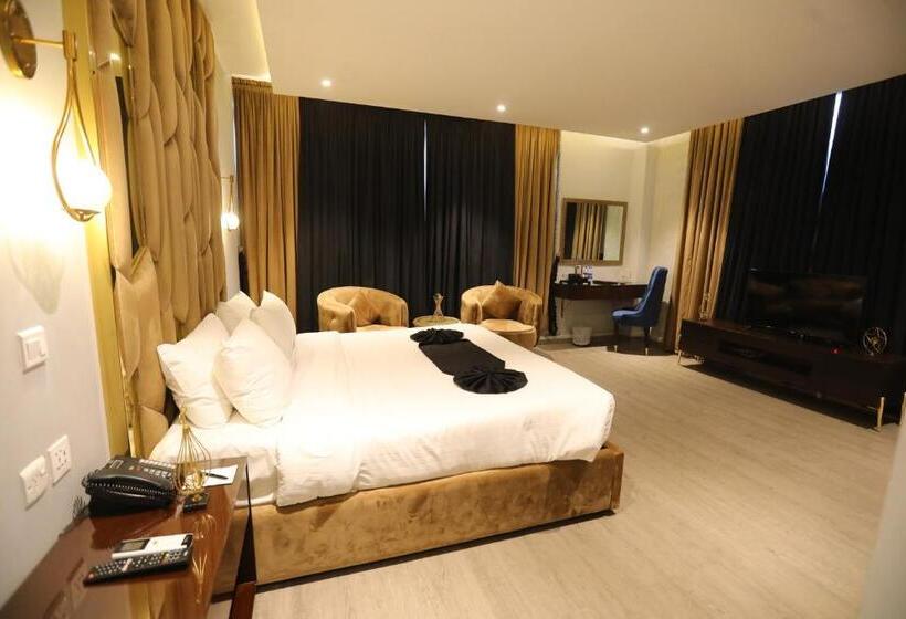 اتاق سوپریور با تخت بزرگ, The Orchard Hotel Lahore