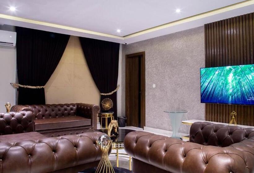 سوئیت پرزیدنت, The Orchard Hotel Lahore