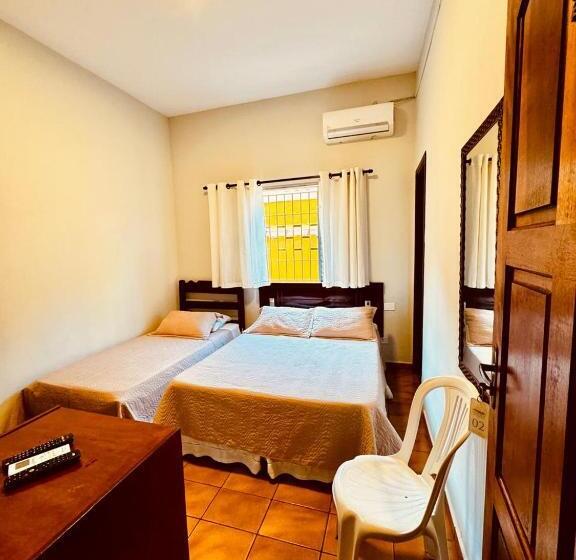 Номер Стандарт Трехместный, Pousada Amanhecer Do Itaguá