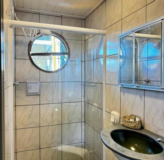 Студия Стандарт, Pousada Amanhecer Do Itaguá