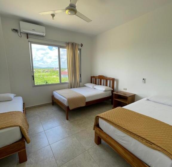 Семейный Номер, Samana Hostal, Puerto Engabao