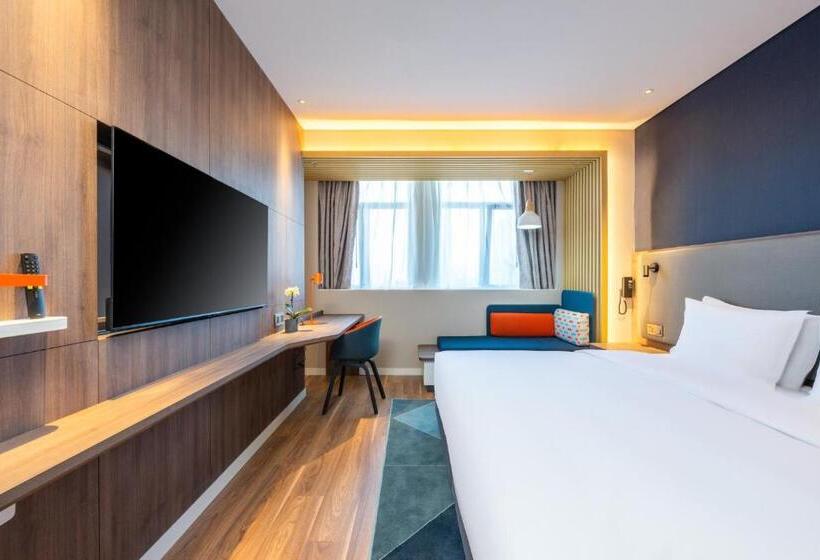 キングサイズベッドのスイートルーム, Holiday Inn Express Xinji City Center, An Ihg