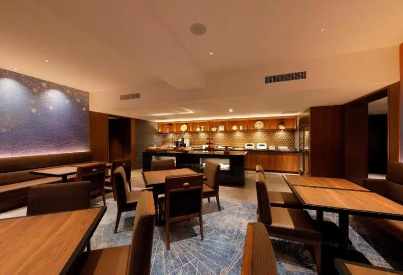 キングサイズベッドのクラブルーム, The Hotel Sanraku Kanazawa