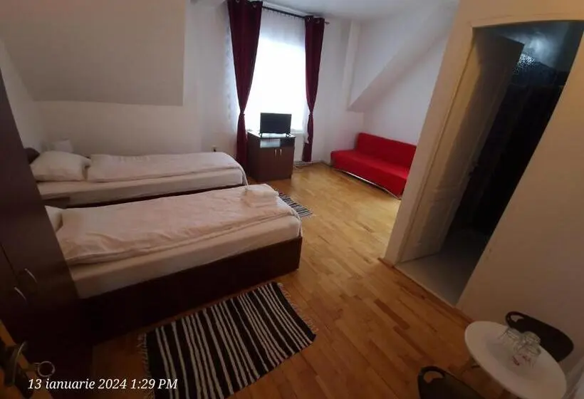 Camera Familiare, Casa Flavius