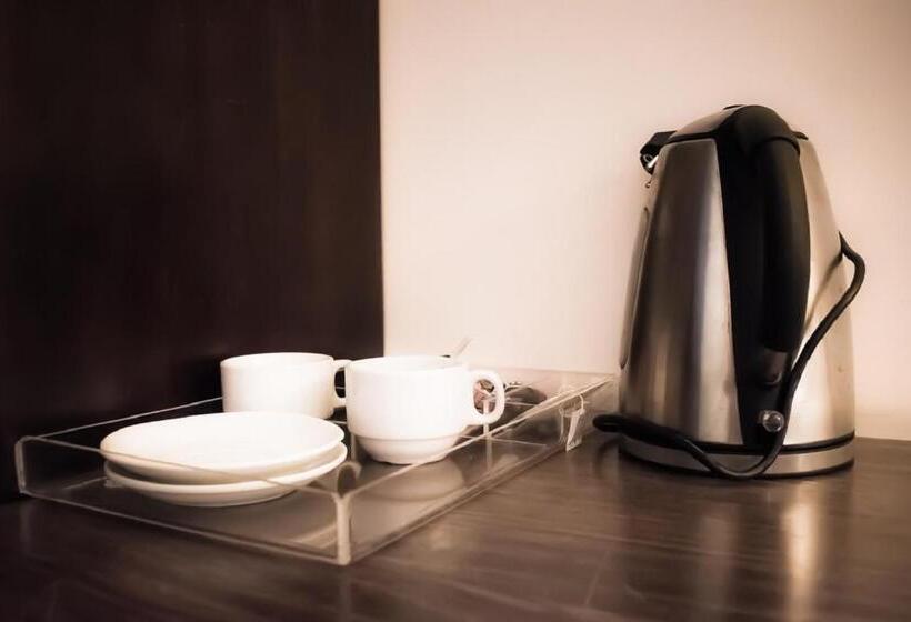 سوئیت با تخت بزرگ, Al Murjan Palace Hotel Jounieh