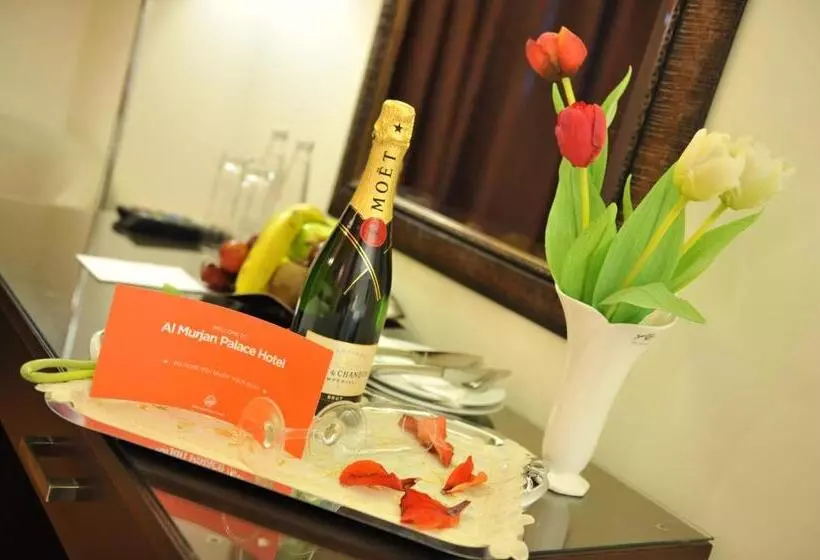 سوئیت با تخت بزرگ, Al Murjan Palace Hotel Jounieh