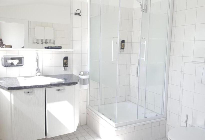 آپارتمان 2 خوابه, Aparthotel B & L