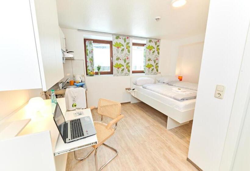 اتاق استاندارد, Aparthotel B & L