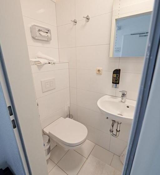 اتاق لوکس, Aparthotel B & L