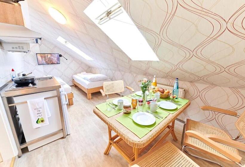 آپارتمان 2 خوابه, Aparthotel B & L