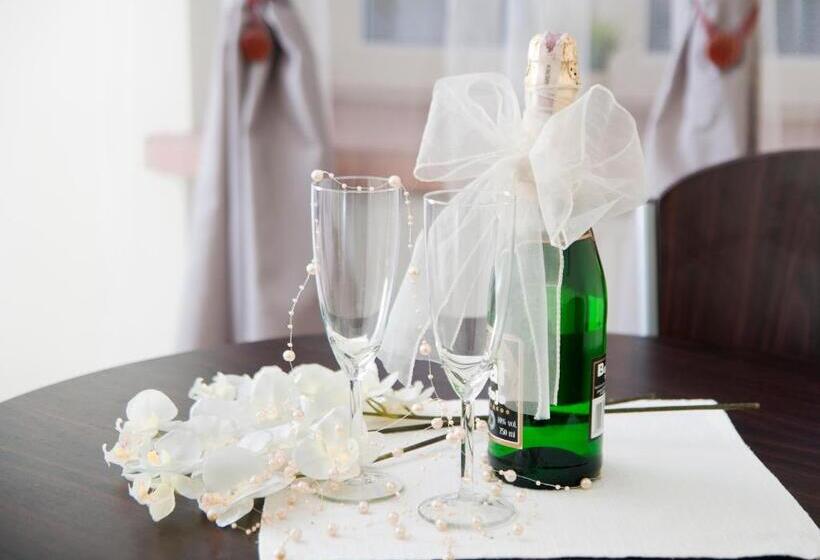 اتاق استاندارد, Bedrooms Piotrkowska 64