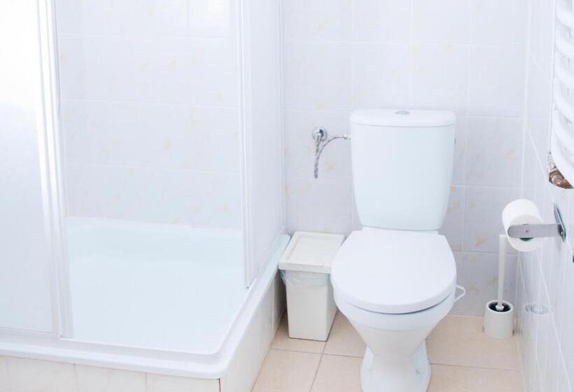 آپارتمان 2 خوابه, Bedrooms Piotrkowska 64