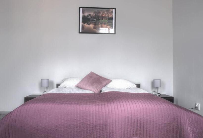 آپارتمان 2 خوابه, Bedrooms Piotrkowska 64