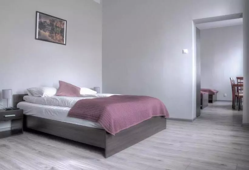 ２ベッドルームアパートメント, Bedrooms Piotrkowska 64