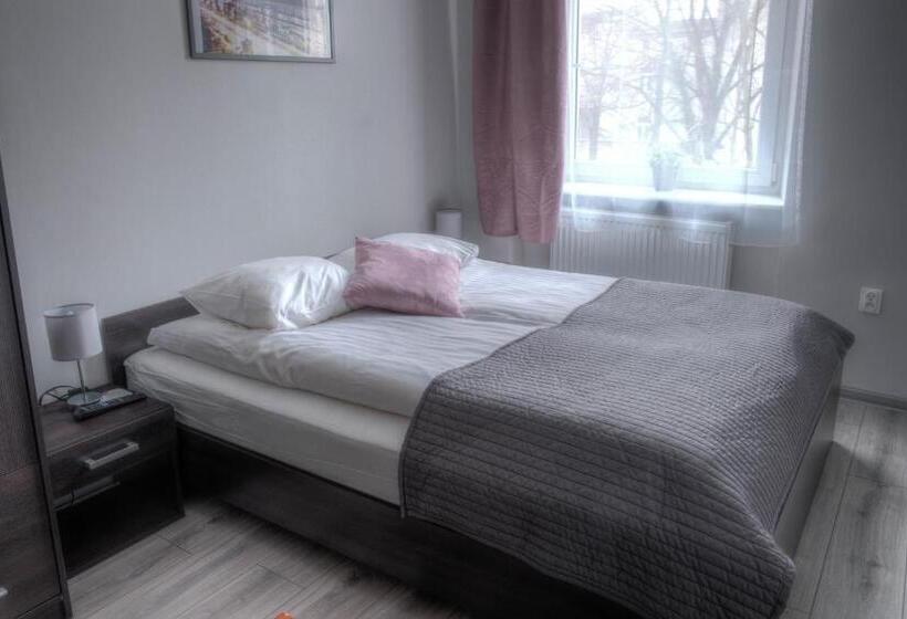 آپارتمان سوپریور 1 خوابه, Bedrooms Piotrkowska 64