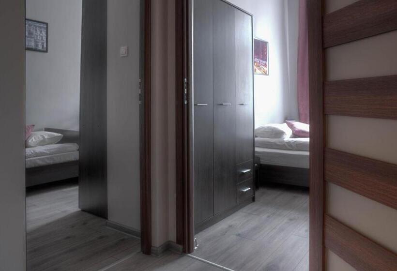 آپارتمان سوپریور 1 خوابه, Bedrooms Piotrkowska 64