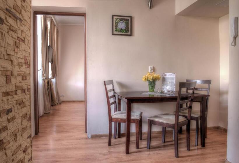 استودیوی استاندارد, Bedrooms Piotrkowska 64