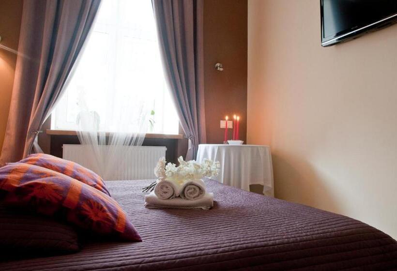 اتاق استاندارد, Bedrooms Piotrkowska 64