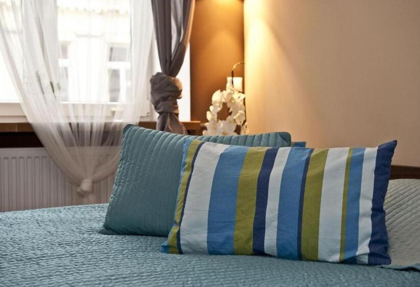 Номер Стандарт, Bedrooms Piotrkowska 64