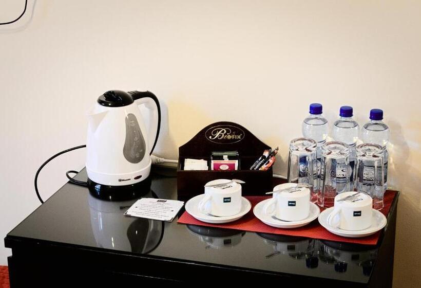 اتاق استاندارد سه نفره, Bedrooms Piotrkowska 64