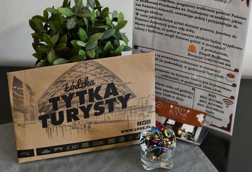 اتاق کلاسیک خانوادگی, Bedrooms Piotrkowska 64