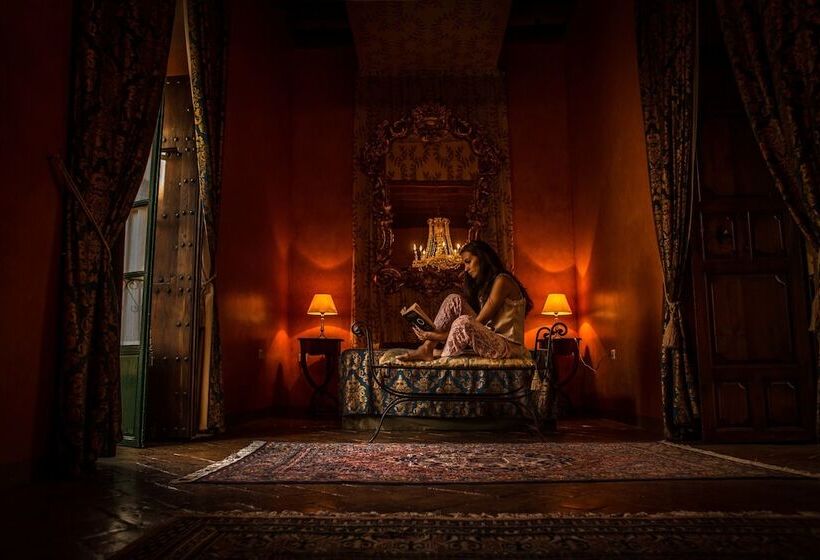 Люкс, Granados Palacio Hotel Boutique