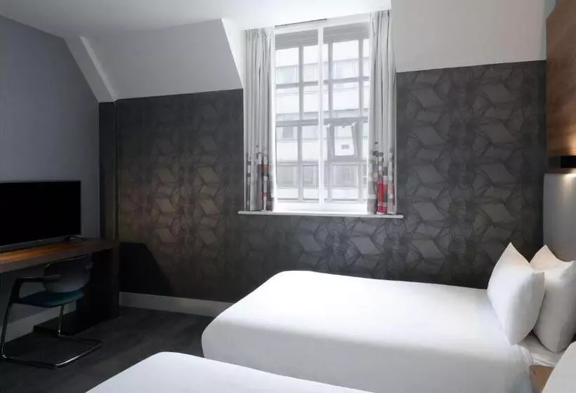 スタンダードルーム, Aloft Liverpool