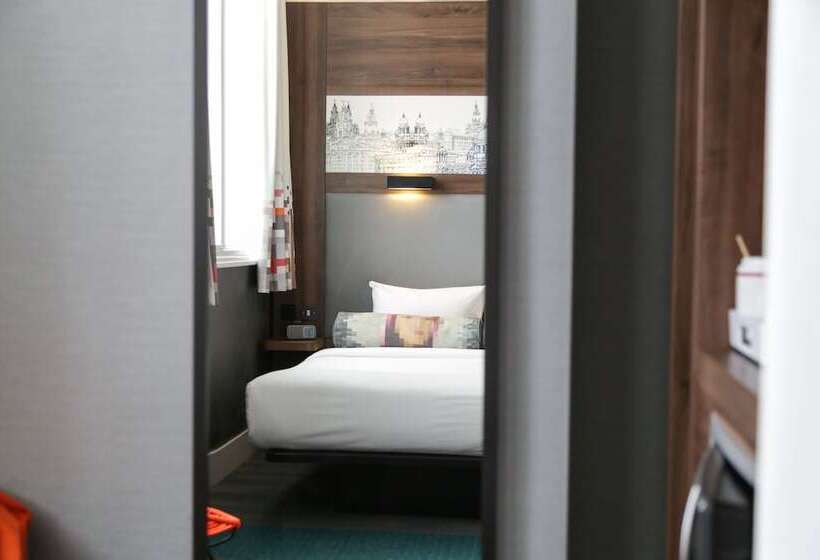 غرفة قياسية, Aloft Liverpool