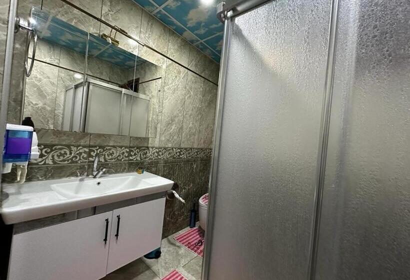 اتاق استاندارد چهار تخته با چشم‌انداز دریا, Cihangir By Aydin Suite