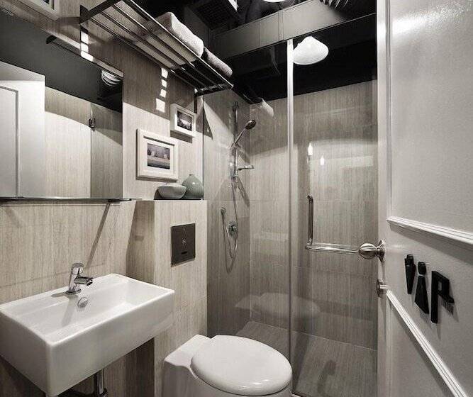 تختخواب در اتاق مشترک, The Pod At Beach Road Boutique Capsule