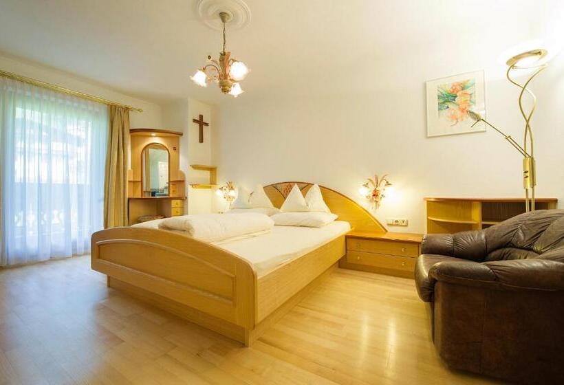 חדר סטנדרט עם מרפסת, Der Paternwirt