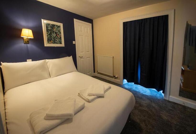 غرفة قياسية, Douglas Arms