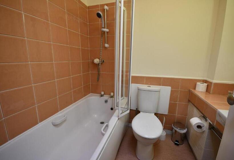 غرفة قياسية سرير كينج, Douglas Arms